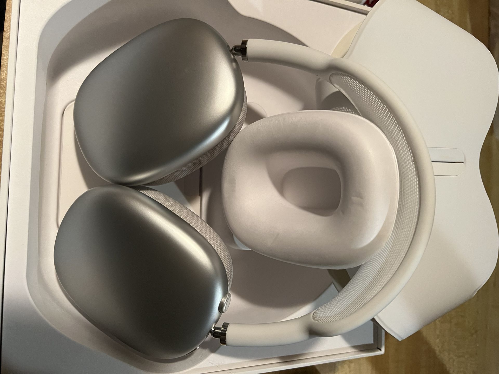 AirPods Max