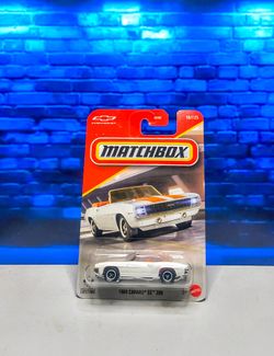 Matchbox 1969 Camaro SS 396, Orange & White
