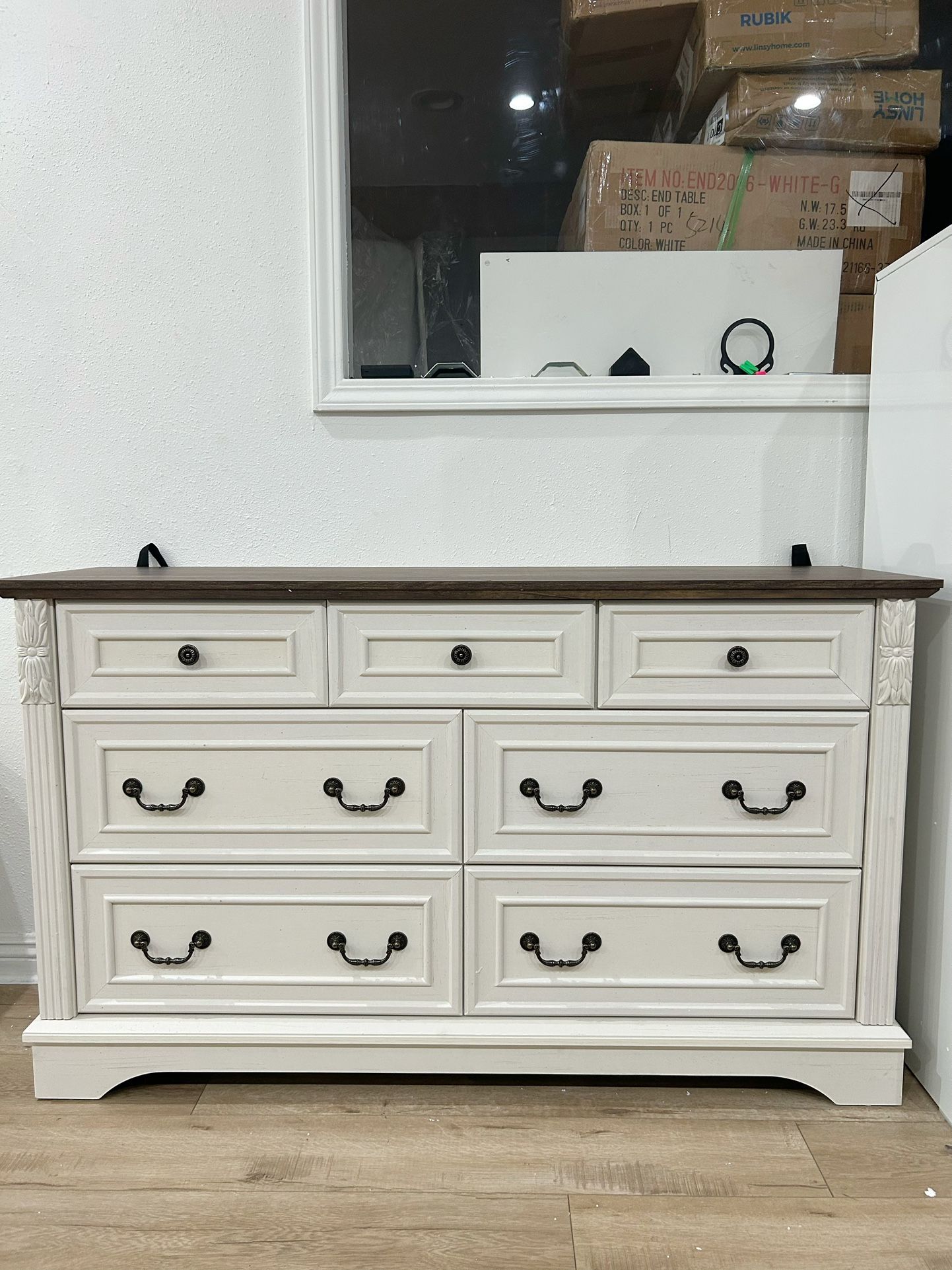 Antique White Dresser for Bedroom, Farmhouse 7 Chest of Drawers Cabinet Organizer with Carved Design