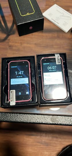Pink mini smartphone android