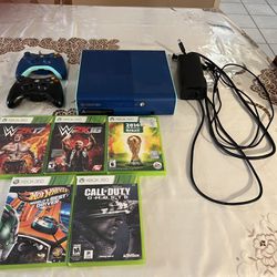 Xbox 360 With 2 Controllers