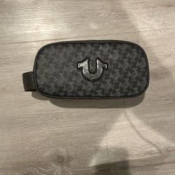 True religion handbag