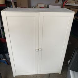 Shelves/Cabinet With Doors
