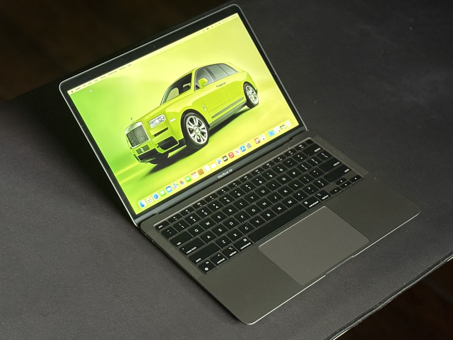 13.3” MacBook M1 (2020) 8-Core 