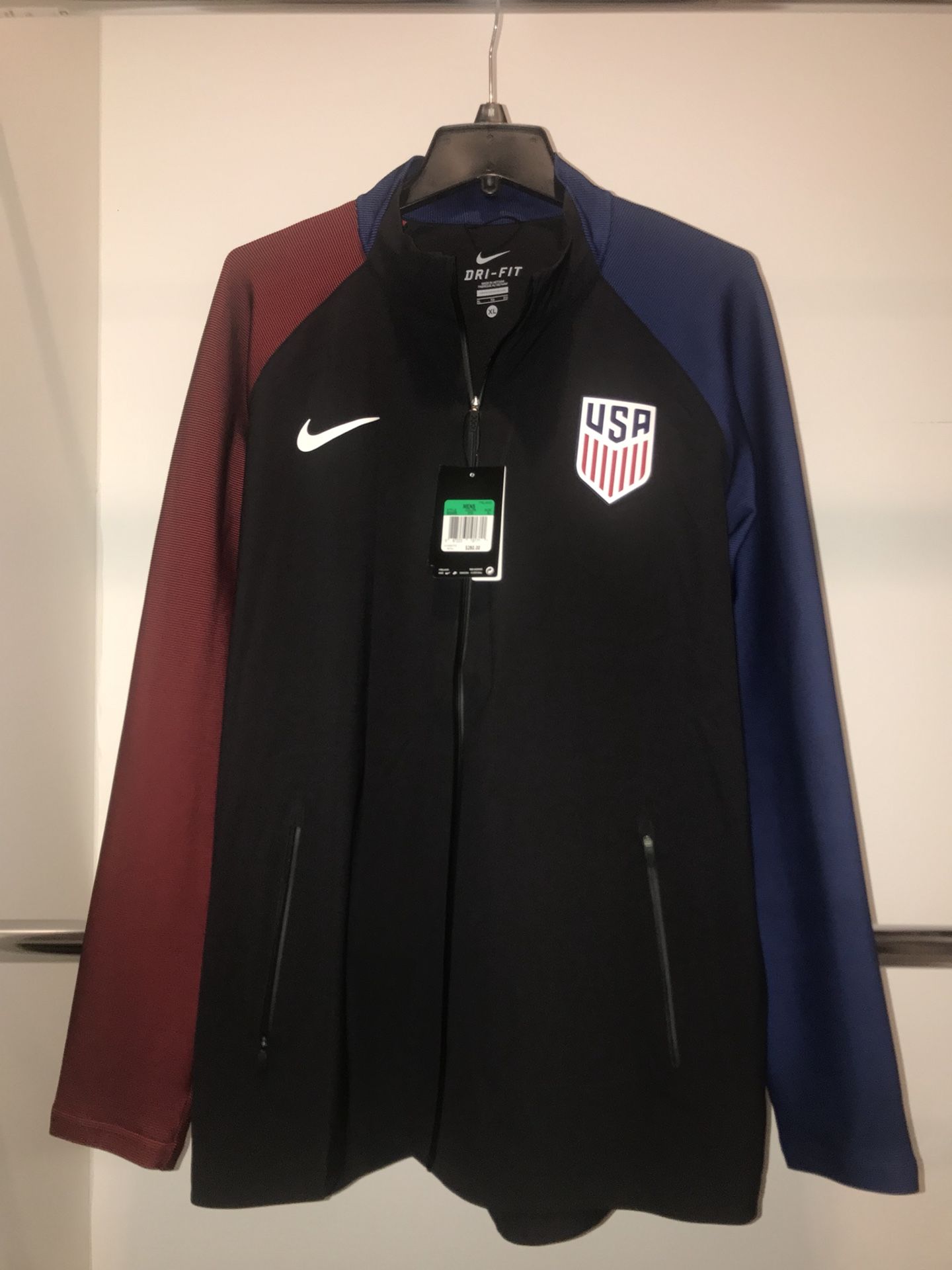 Nike usa elite revolution woven 3 soccer jacket hotsell
