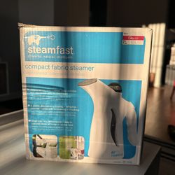 Steamfast Compact Fabric Steamer