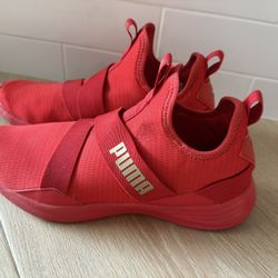 🔥 PUMA SoftFoam+ Slip-On Sneakers – Bright Red – Women’s Size 10