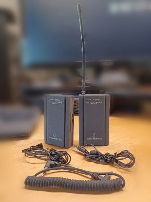 Pro88WT Wireless Mic System 