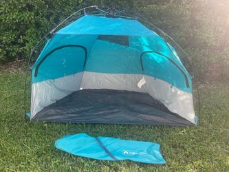 Portable beach tent/shade with sand pickets for 3/4 person