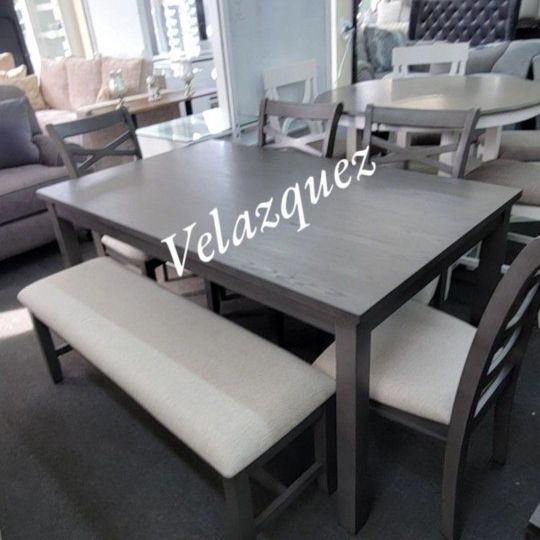 ✅️6 pcs gray finish wood dining table set, padded seat chairs and bench .