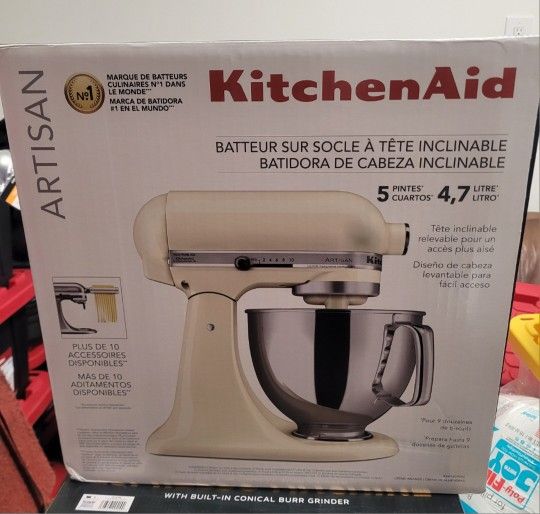 Kitchenaid Artisan 5 Quart Stand Mixer