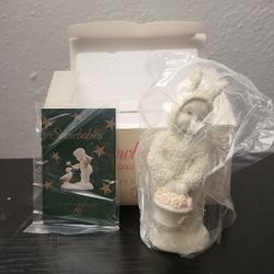 Snowbabies Dept 56 Snowbunnies  "A Basket Of Cheer" Easter Figurine 2000-NIB