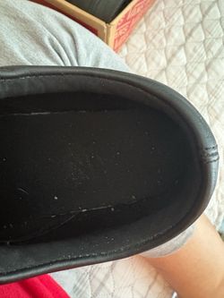 Ladies Laceless Vans Sneakers