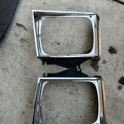S-10 Headlight Bezels 