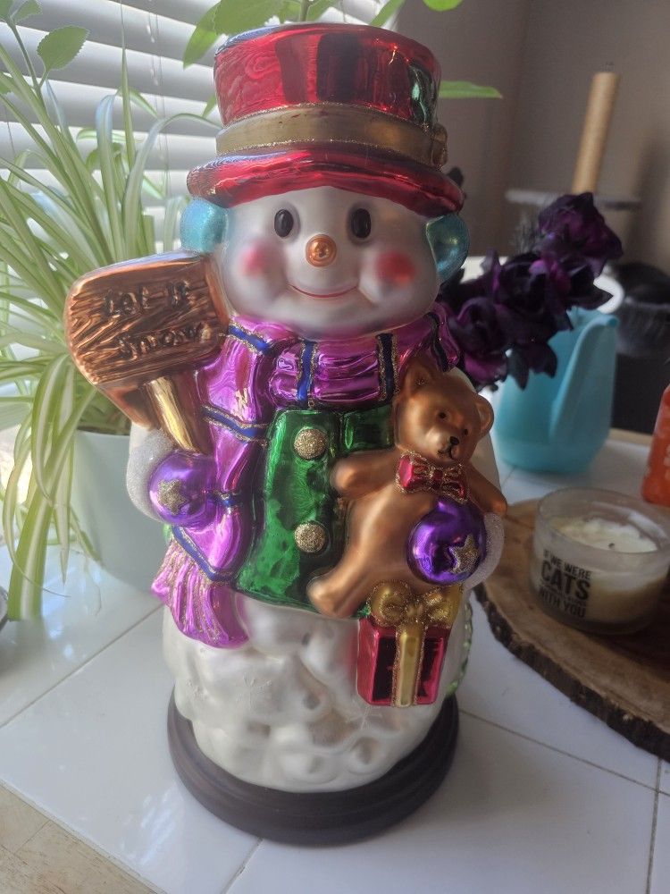 Thomas Pacconi Classic 16" Snowman Collectable