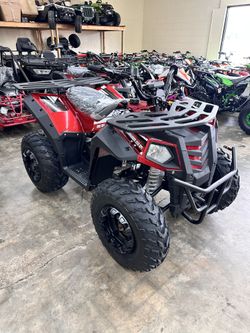 Commander Four Wheeler 200cc EFI