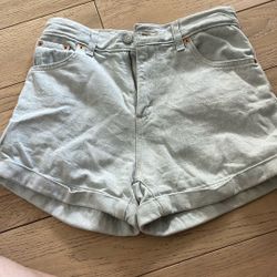 Levi Jean Shorts