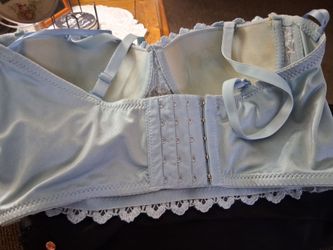 Bras new med size