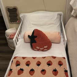 Toddler Bed + Mattress 