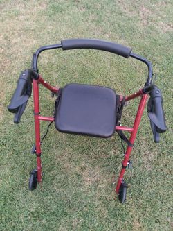 Walker Ultralight Rollator Medline