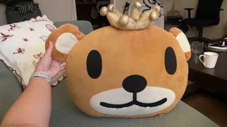 Bear throw pillow