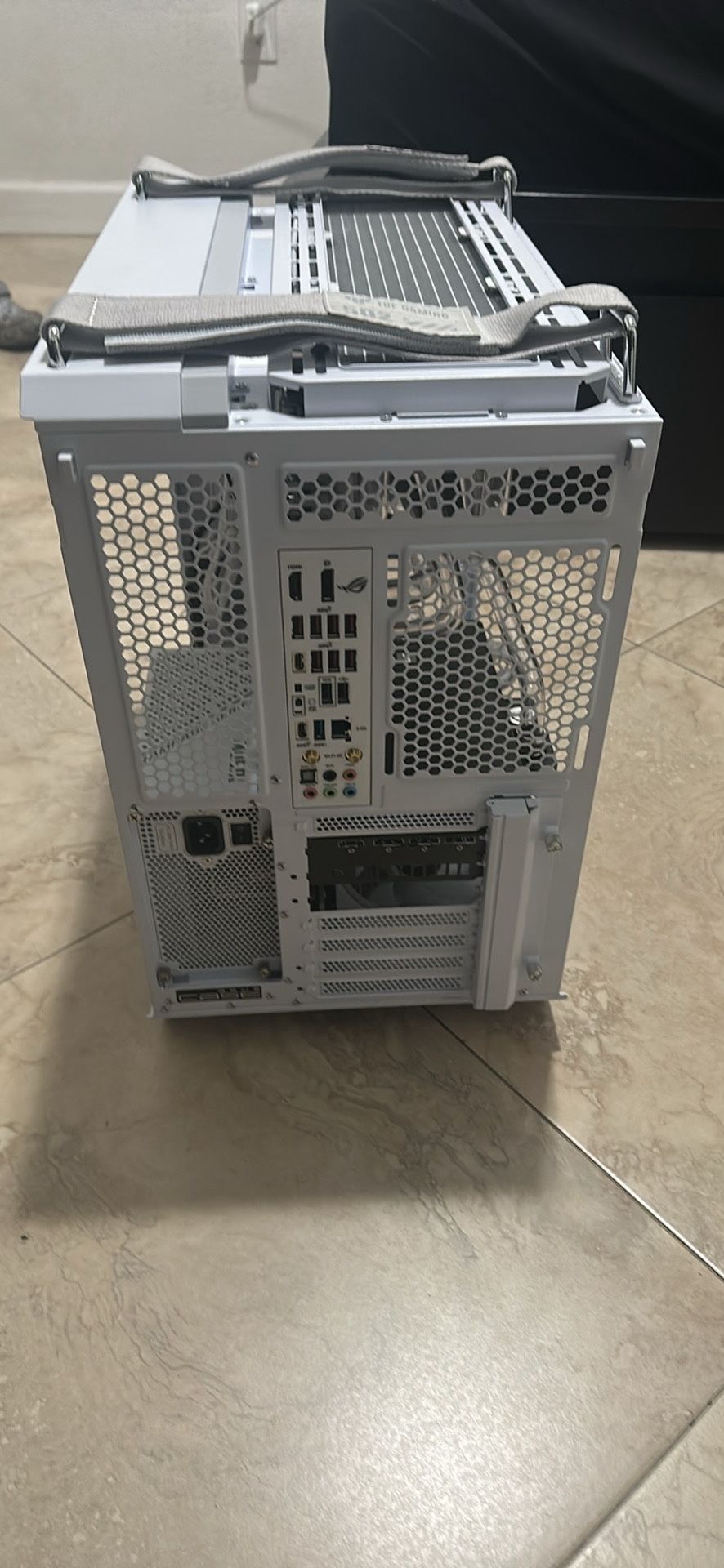 High End Custom Loops 5080 Zotac Ryzen 9 9050 64gb Ram 7200 MHz 4 Tb Of Storage Custom Loop