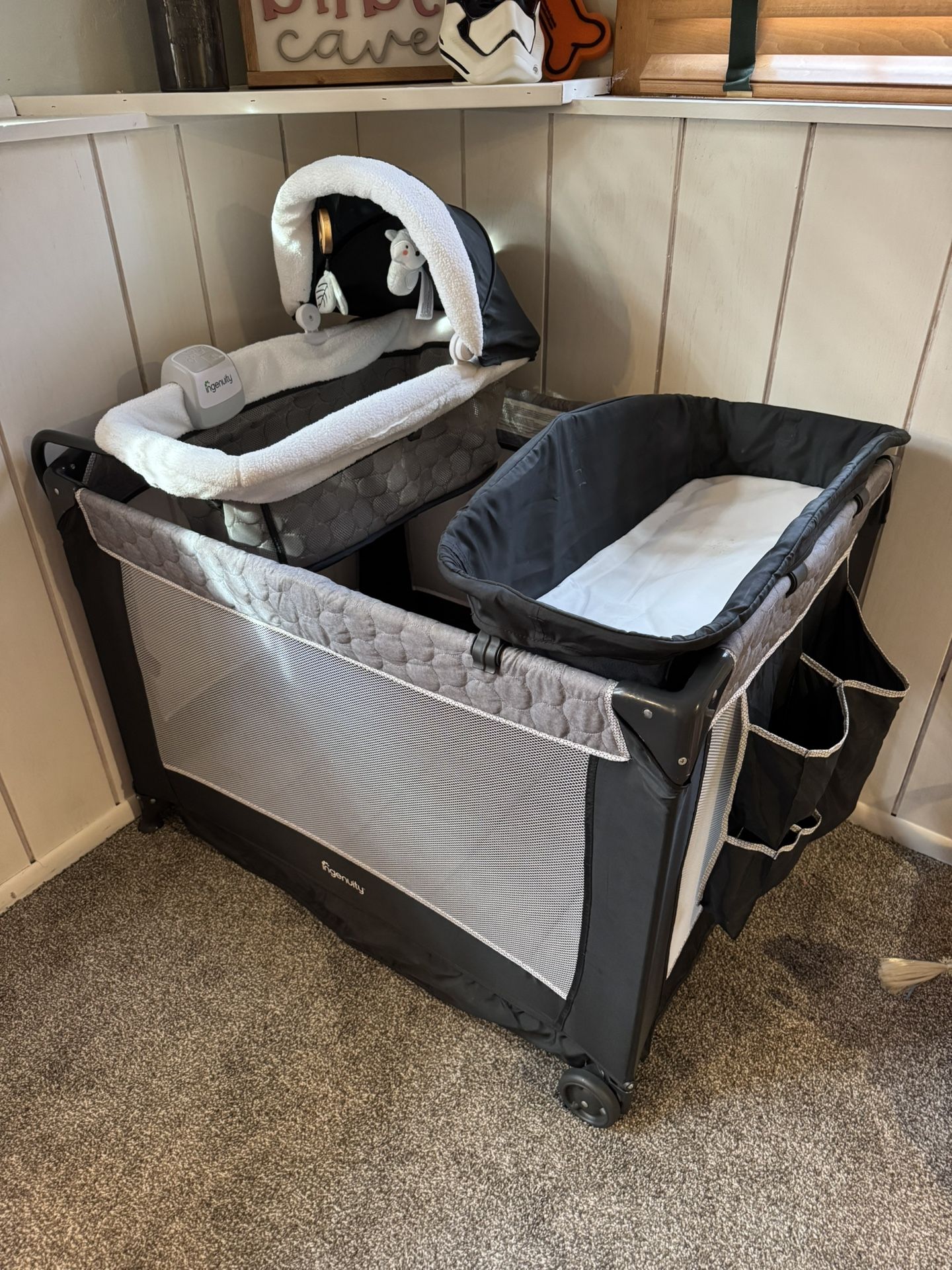 Ingenuity Pack N Play With Bassinet And Changing Table