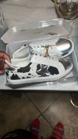Women’s Shoes 10