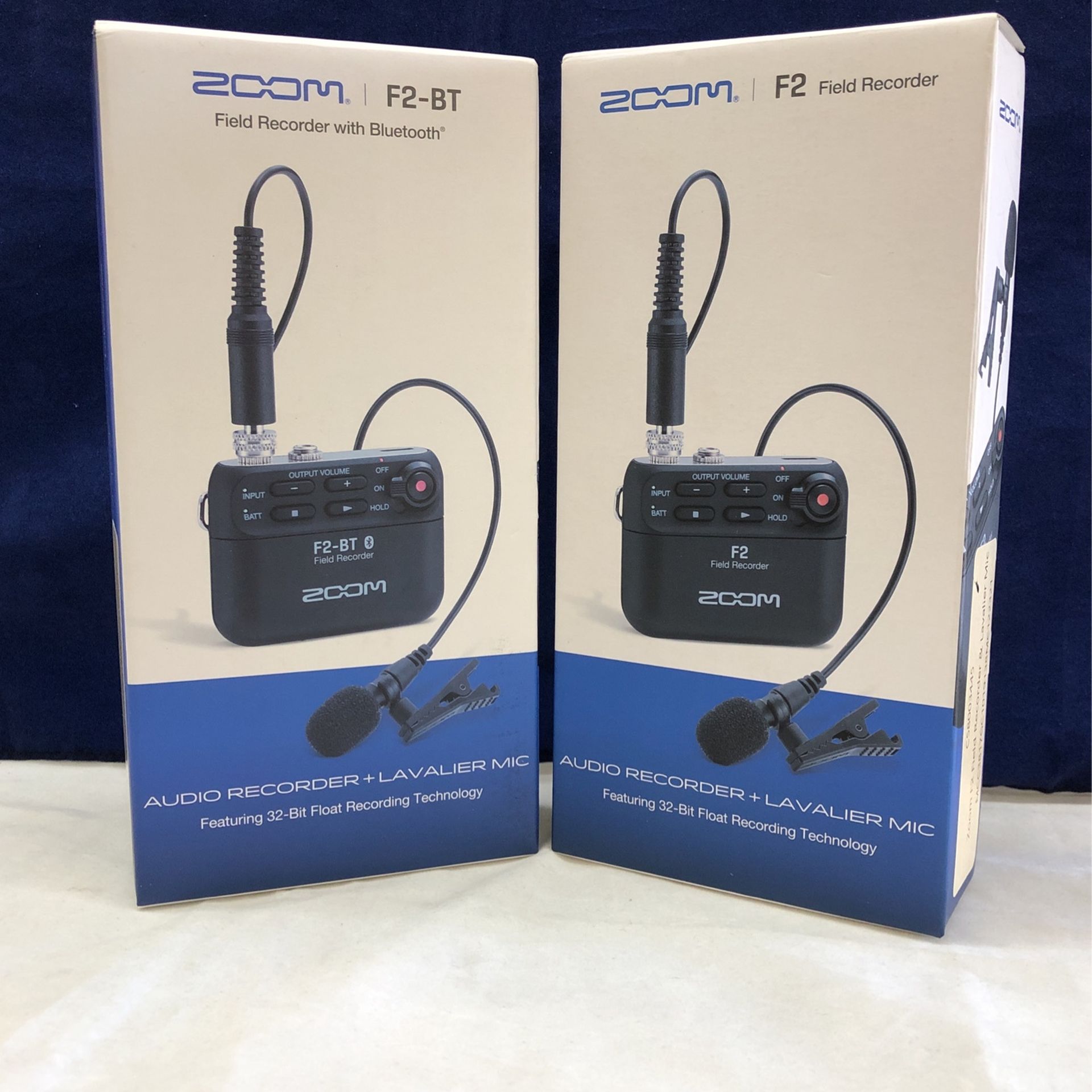 Zoom F2 Ultracompact Portable Field Recorder with Lavalier Microphone