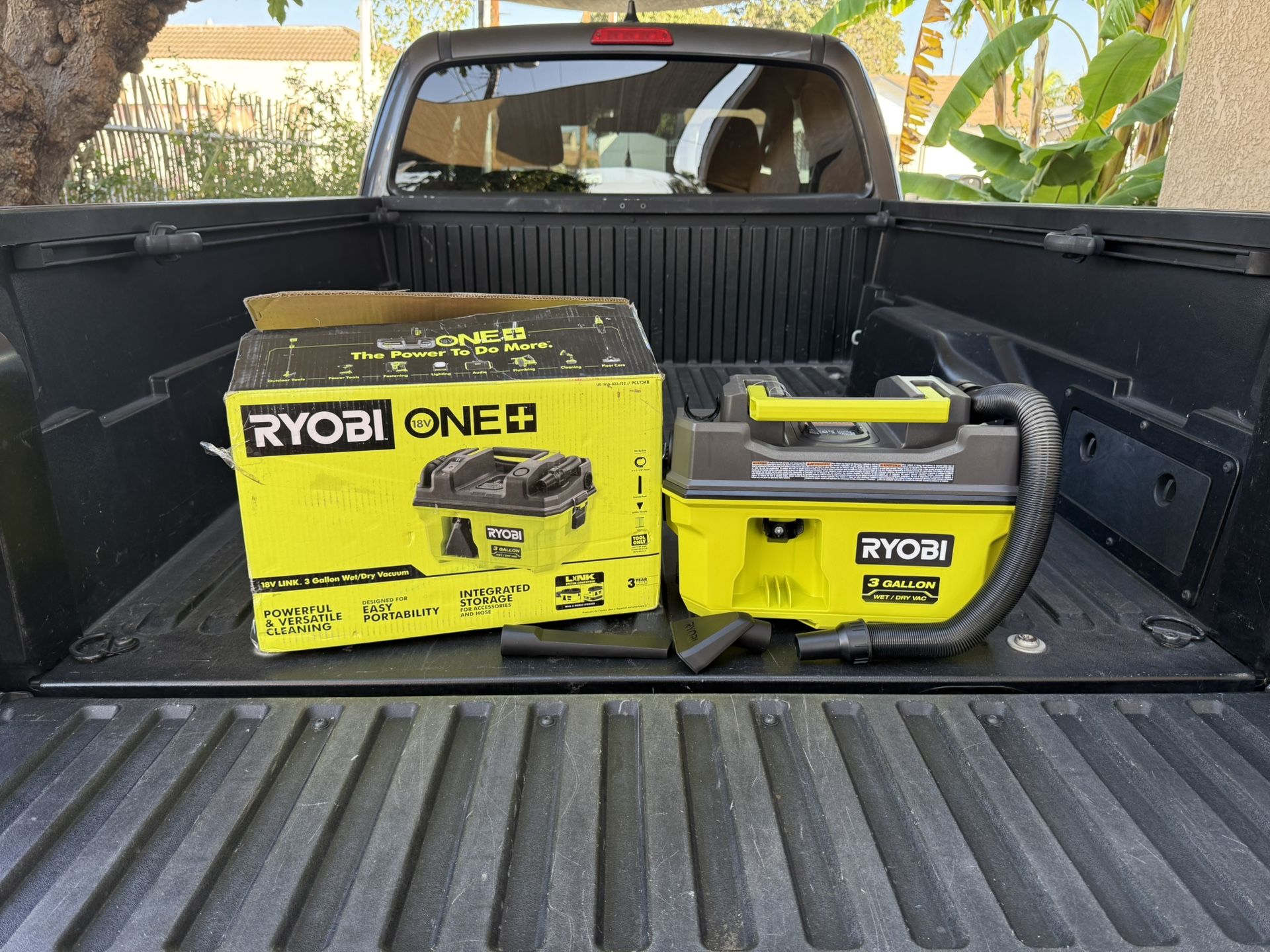 NEW RYOBI ONE+ 18V LINK Cordless 3 Gal. Wet/Dry Vacuum (Tool Only)