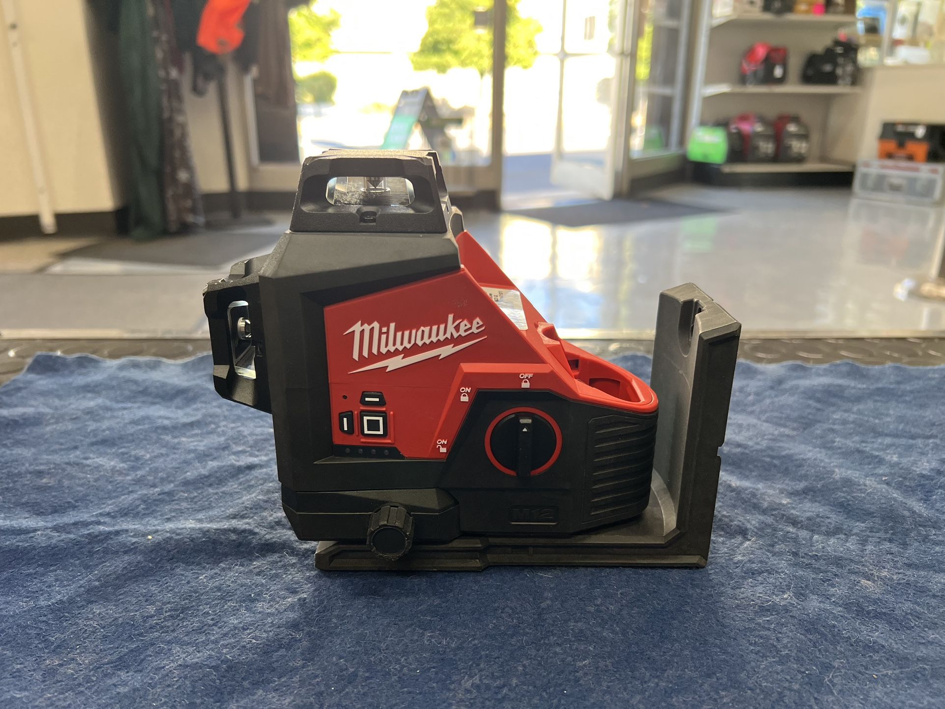 Milwaukee 360 3 Plane Laser 3632-20 (Tool Only)