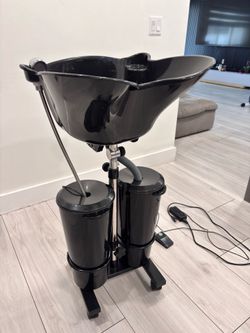 Portable Shampoo Bowl- Like New