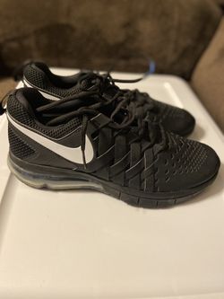 New Nike shoes 9 1/2