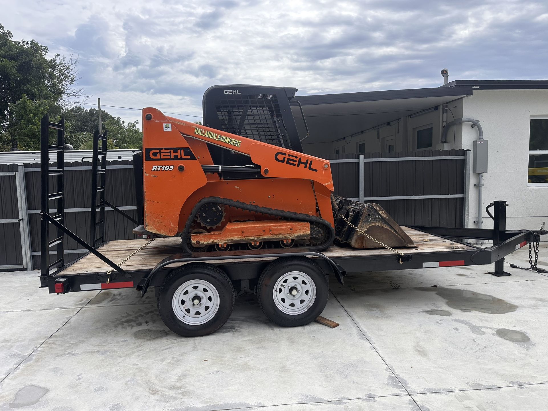 Skid Steer Bobcat 