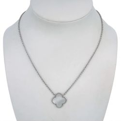 .925 Sterling Silver 4 Leaf Clover Pendant Necklace 