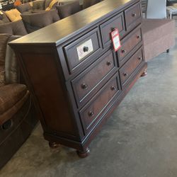 Brand new dresser $800 cash only