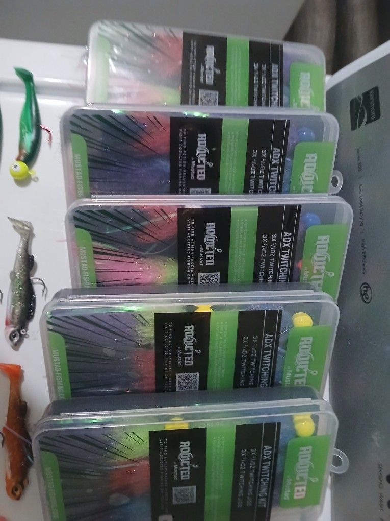 Salmon&Steelhead Twitching Jig Box Bundle $75