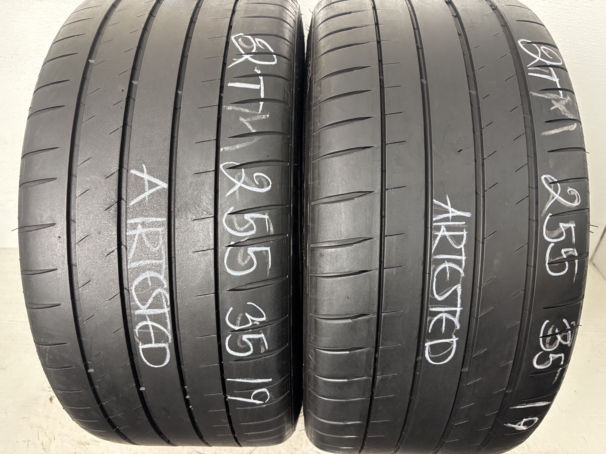2 Tires 255 35 19 Michelin Pilot Sport 4s No Repairs