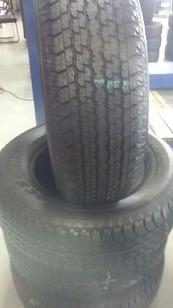 265/65/17 Bridgestone duellers