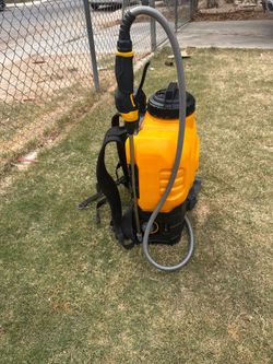 DEWALT
Cordless Lithium-Ion Backpack Sprayer (Tool Only) – Tip missing