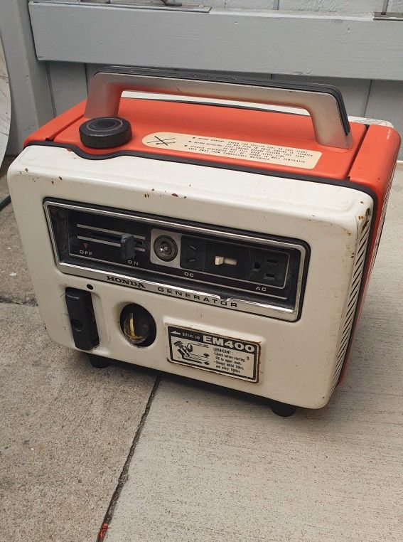 Honda Generator, Small, Runs, EM400
