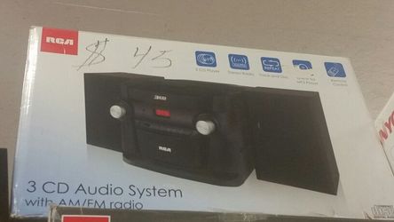 3 Cd audio system in box