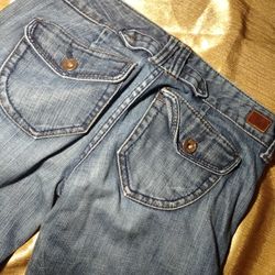 WOMANS JEAN'S