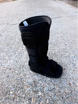 Walking boot adjustable tall soft cast for leg, ankle, foot adult size small