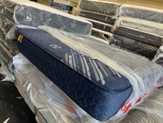 King size mattress sealy