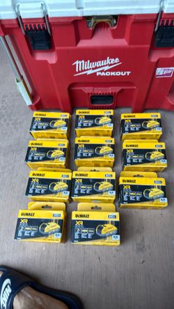 Dewalt XR power stack 20v max 3.5 ah (NEW)