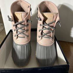 Náutica Pink & Gray Duck Boots Size 8 Waterproof Comfortable Great Condition 
