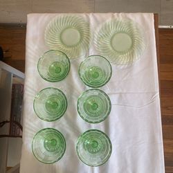 Uranium Glass Set