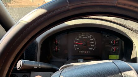 2004 Ford F150 Regular Cab •fx4 pickup 2d 61/2 ft