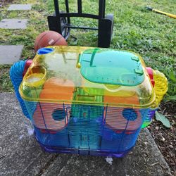 Kaytee CritterTrail Two.  Deluxe Animal Cage w/Tubes & Accessories